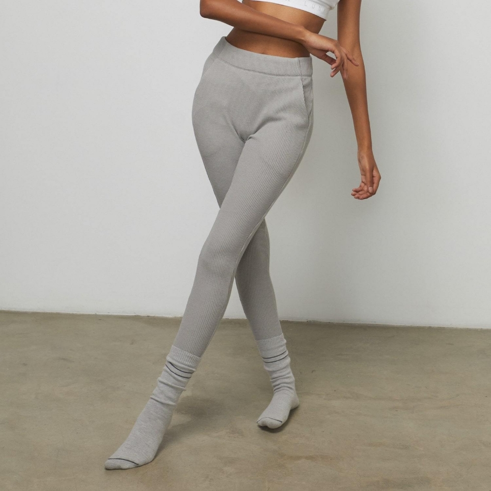 NWOT Lunya Restore Thermal High Rise Leggings - Picture 2 of 5